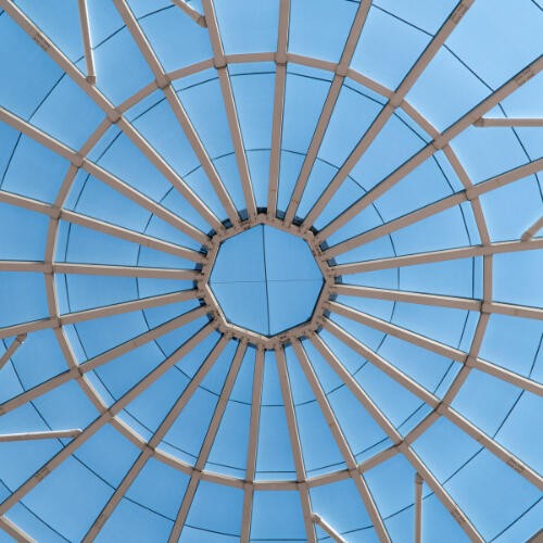 Diversified Investment Offerings Through enablement of a diversified investment offerings, spanning virtual, tradition and alternative assets, we design investment portfolios to deliver desirable risk-adjusted returns for our clients.